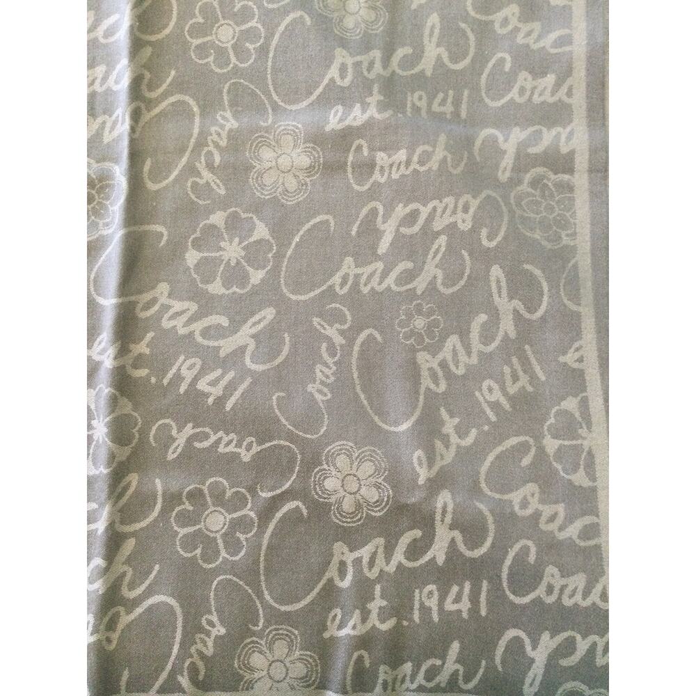 Coach Womens Grey Reversible Scarf with frayed edges 26 x 66 - Picture 3 of 5